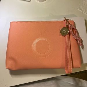 Pandora me Mille Bobbie brown